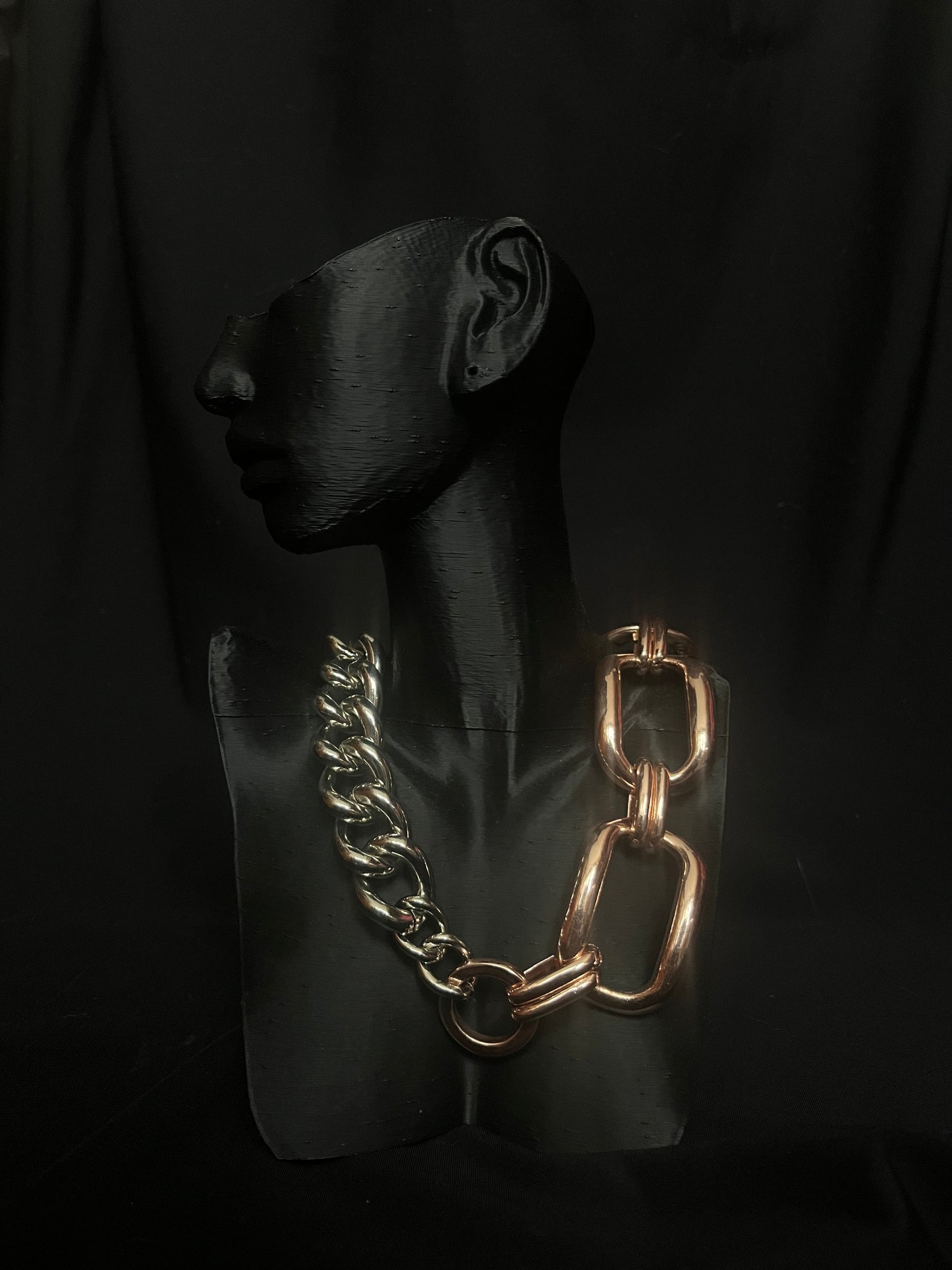 The Pinky Cruella Necklace