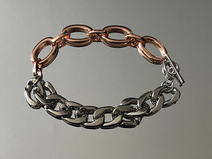 The Pinky Cruella 2 Necklace