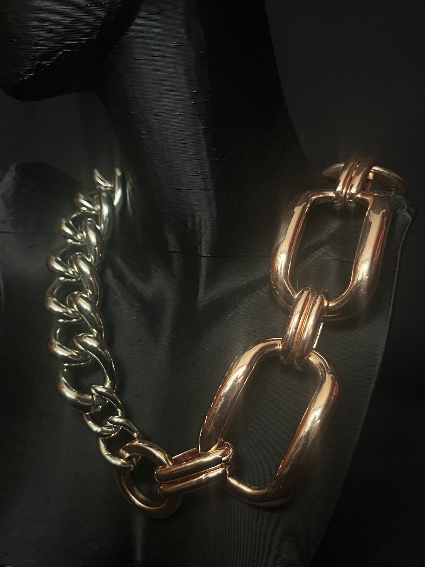 The Pinky Cruella Necklace