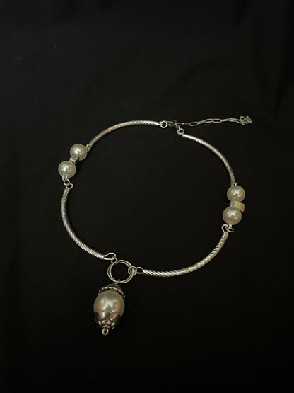 The Circle Pearl Necklace