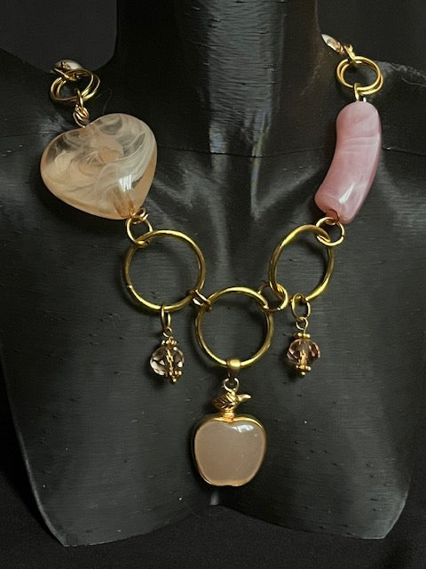 The Eve's Apple Choker