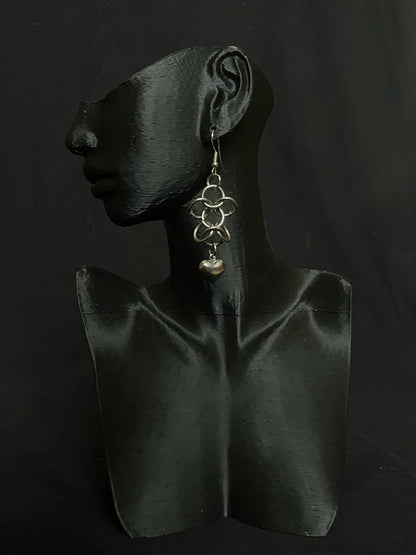 The European Love Earrings