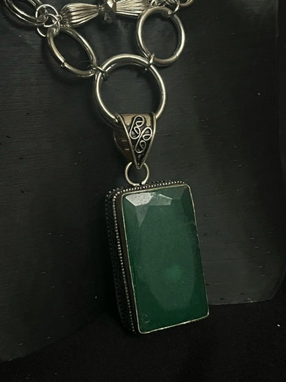 The Big Emerald Splash Choker